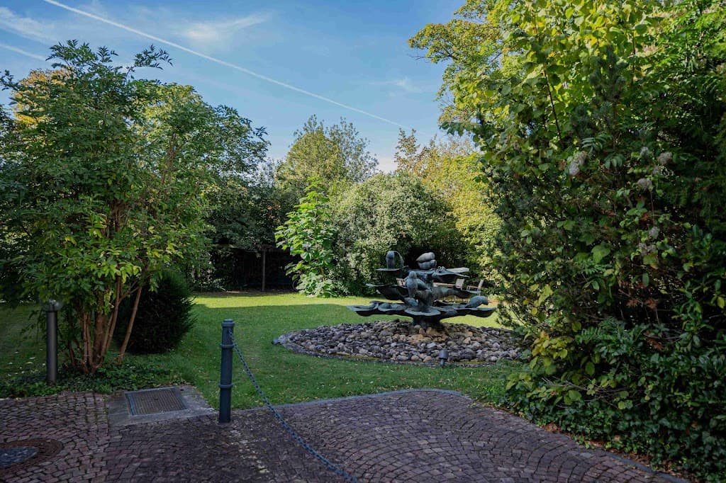 Bonin Gardens