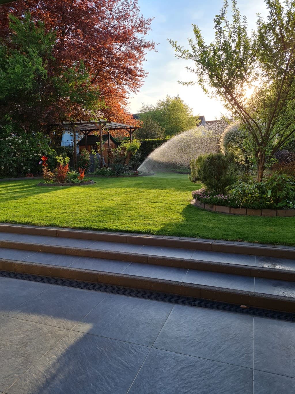 Garten- und Landschaftsbau Niesner GmbH - Meisterbetrieb