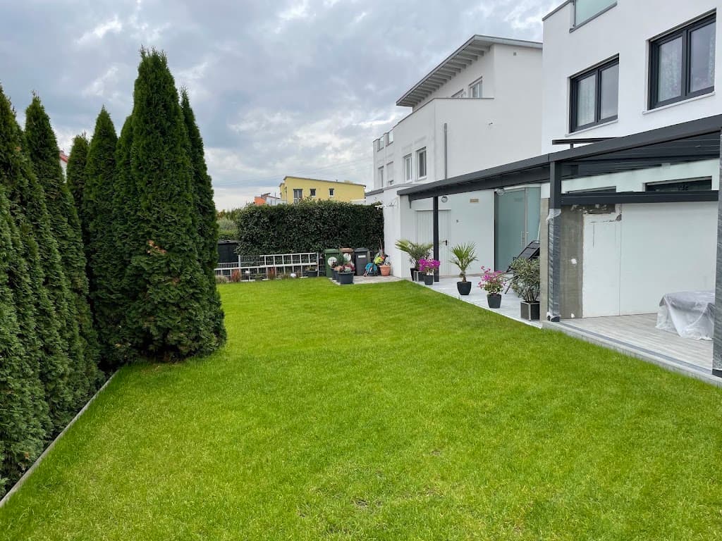 Beni Garten- und Landschaftsbau - Gartengestaltung, Gartenbau, Terrassenbau, feuchte Keller sanieren, uvm. in 70439 Stuttgart