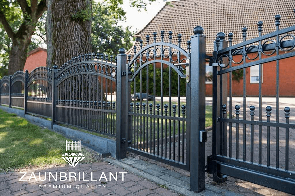 Zaun-Brillant GmbH.- Zaunbau, Toranlagen Überdachungen & Gartenbau — 1