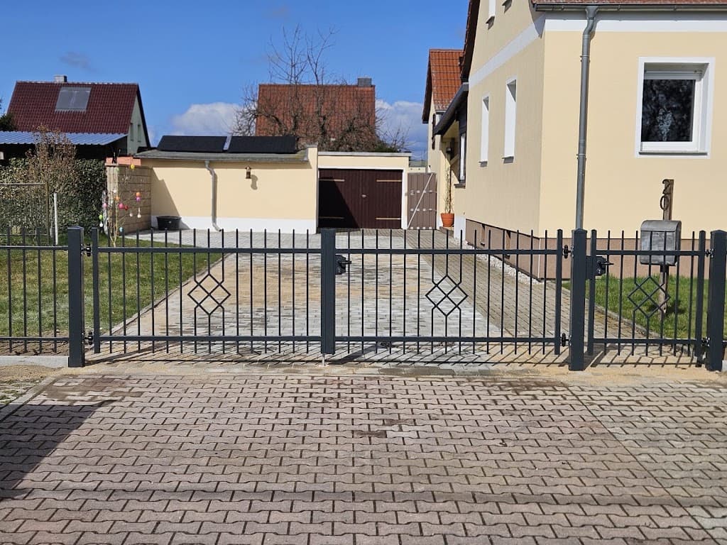 Zaun + Tor A. Ehrlich GmbH — 1