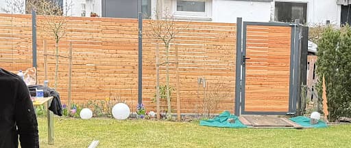 Gartenlandschaftsbau und Gartenpflege Der TRAUMGARTEN — Kundenfoto