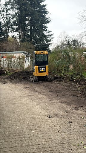 Gartenheld Schwab, Gartenpflege und Grundstückspflege — Kundenfoto
