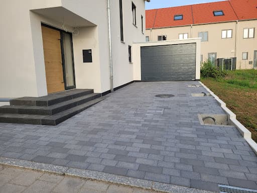 Beni Garten- und Landschaftsbau - Gartengestaltung, Gartenbau, Terrassenbau, feuchte Keller sanieren, uvm. in 70439 Stuttgart — Kundenfoto